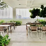 Revo, Aurora-Pavilion 22