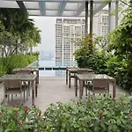 Revo, Aurora-Pavilion 22